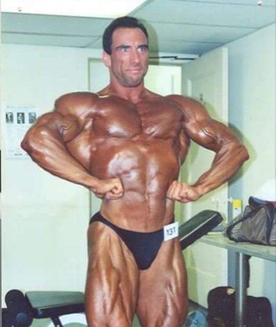 Jeff Green backstage at a bodybuilding competition